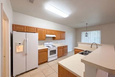 Photo 2 of 21 of 419 Hammerstone Ave, Haines City, FL