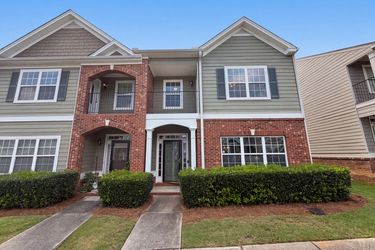 Exterior photo of 7553 Rutgers Cir