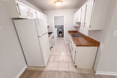 Photo 2 of 18 of 800 Bedrock Ln, Richmond, VA