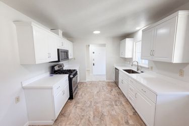 Photo 2 of 16 of 3020 Christina Ave, Stockton, CA