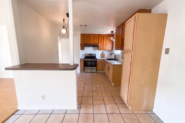 Photo 2 of 21 of 6920 Briggs Dr, Sacramento, CA