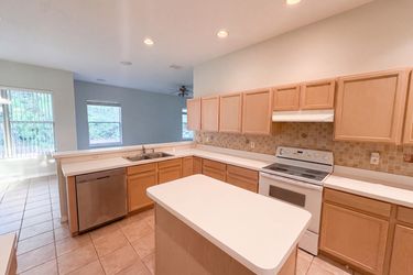 Photo 2 of 25 of 27 Russman Ln, Palm Coast, FL