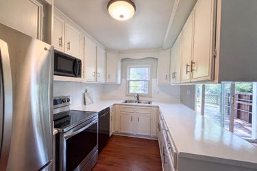 Photo 2 of 13 of 11615 W 68th St, Shawnee, KS