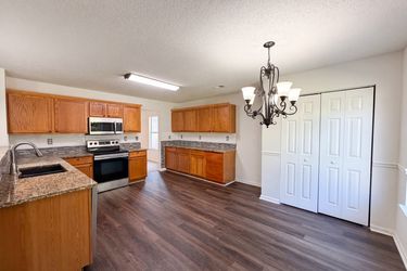 Photo 2 of 36 of 2017 Sweet Bay Dr, Villa Rica, GA