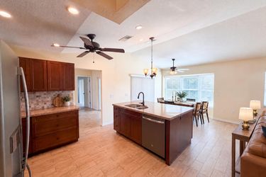 Photo 2 of 44 of 4573 Bayridge Ct, Spring Hill, FL