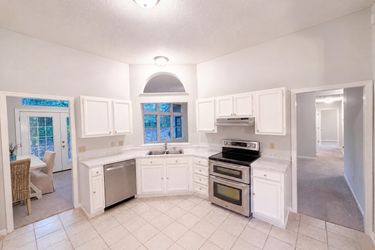 Photo 2 of 28 of 13 Stanford Ridge Ct, Irmo, SC