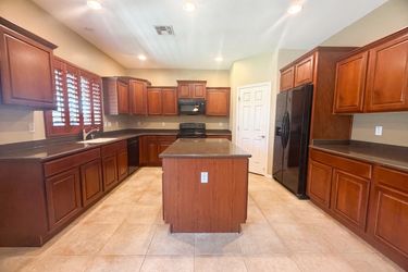 Photo 2 of 24 of 7533 W Rushmore Way, Florence, AZ