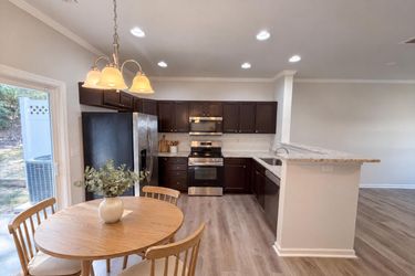 Photo 2 of 22 of 13927 Singleleaf Ln, Charlotte, NC