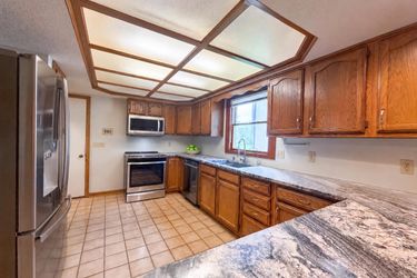 Photo 2 of 51 of 165 Juniper Ave, Westerville, OH