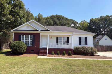Photo 2 of 41 of 133 Polaris Dr, Wingate, NC