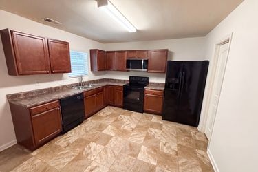 Photo 2 of 23 of 3267 Talkeetna Rd, Douglasville, GA