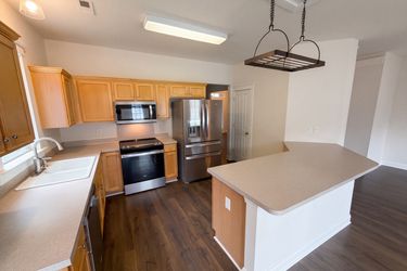 Photo 2 of 18 of 3926 Wilgrove Way Dr, Charlotte, NC