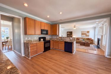 Photo 2 of 16 of 4034 Patriot Ridge Ct, Raleigh, NC