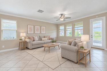 Photo 2 of 34 of 6244 English Hollow Rd, Tampa, FL