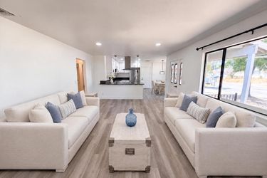 Photo 2 of 26 of 8266 Streng Ave, Citrus Heights, CA
