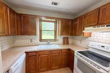 Photo 2 of 16 of 1514 Willow Gate Way, Auburn, GA