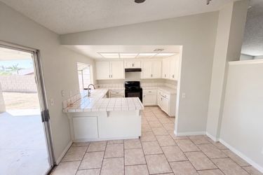 Photo 2 of 25 of 2796 Shiells Ave, Jurupa Valley, CA
