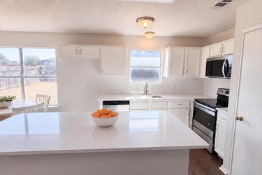 Photo 2 of 24 of 441 Longshore Dr, Little Elm, TX