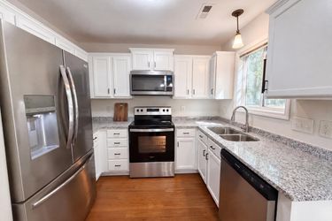 Photo 2 of 22 of 10526 Glory Meadow Ct, Charlotte, NC