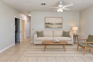 Photo 2 of 15 of 1295 N Railroad Ave, Boynton Beach, FL