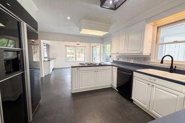 Photo 2 of 39 of 6114 Cedar Ridge Rd, Columbia, SC