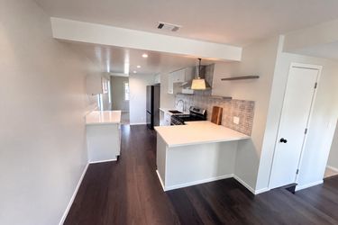 Photo 2 of 17 of 1105 Edgar Ave, Beaumont, CA