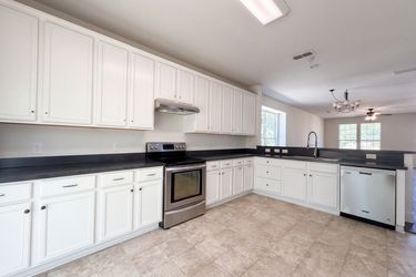 Photo 2 of 19 of 9000 Blackstone Dr, Aubrey, TX
