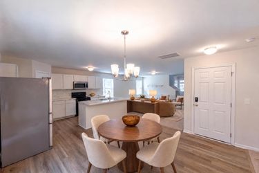 Photo 2 of 16 of 4066 Calloway Rd, Raeford, NC