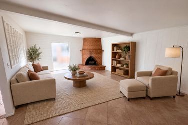 Photo 2 of 25 of 917 N Miller Dr, Tucson, AZ
