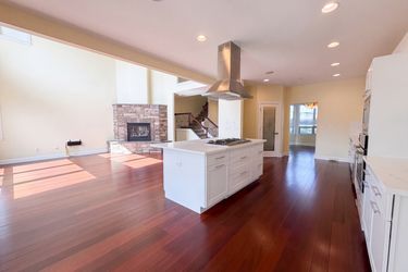 Interior photo of 2250 SW Homer Ross Loop