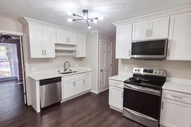 Photo 2 of 21 of 2201 Brookfield Cir, Lawrenceville, GA