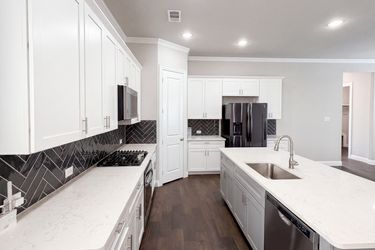 Photo 2 of 20 of 17628 Bottlebrush Dr, Dallas, TX
