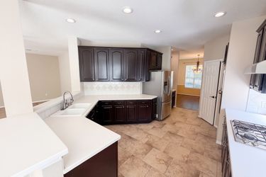 Photo 2 of 25 of 19401 Atasca Oaks Dr, Humble, TX