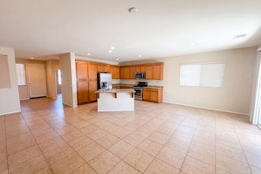 Photo 2 of 33 of 12783 Brandon St, Victorville, CA
