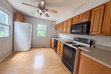 Photo 2 of 18 of 1 Winstead Pl, Florissant, MO
