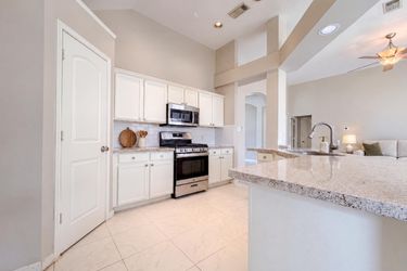 Photo 2 of 19 of 3419 Foursome Ln, Sugar Land, TX