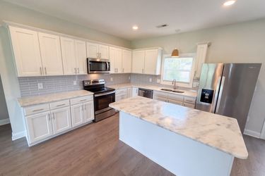 Photo 2 of 16 of 7825 Medlin Rd, Monroe, NC
