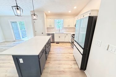 Photo 2 of 24 of 1327 Towne Harbor Trl, Woodstock, GA
