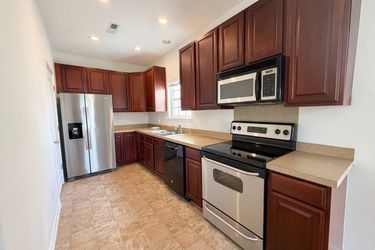 Photo 2 of 17 of 147 Lake Jogassee Dr, Summerville, SC