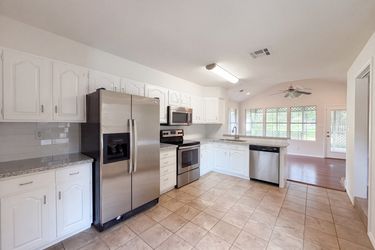 Photo 2 of 19 of 1119 Coe Rd, Pinehurst, TX