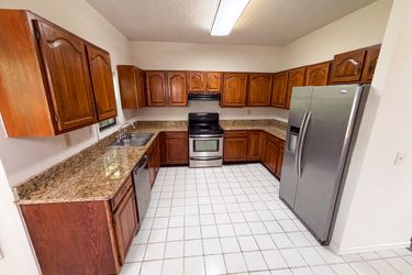 Photo 2 of 28 of 506 Mansard Walk, Alpharetta, GA