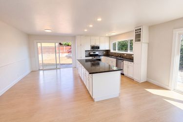 Photo 2 of 15 of 108 Winchell Ct, Vallejo, CA