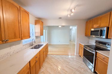 Photo 2 of 27 of 8283 86th Ave, Seminole, FL