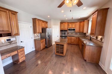 Photo 2 of 74 of 7047 Tree House Way, Flowery Branch, GA