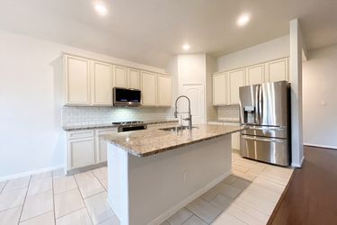 Photo 2 of 19 of 21205 Timber Bluff Ln, Porter, TX