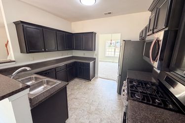 Photo 2 of 23 of 212 Summergate Ln, Villa Rica, GA