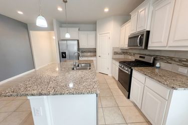 Photo 2 of 16 of 2520 Allview Ln, Red Oak, TX