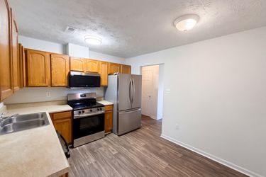 Photo 2 of 14 of 8917 Natures Pond Way, Knoxville, TN