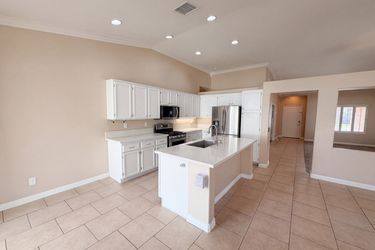 Photo 2 of 33 of 7102 Breno Pl, Rancho Cucamonga, CA