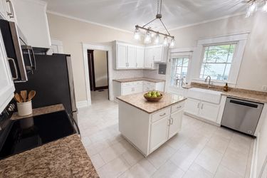 Photo 2 of 30 of 502 N Elm St, Marshville, NC